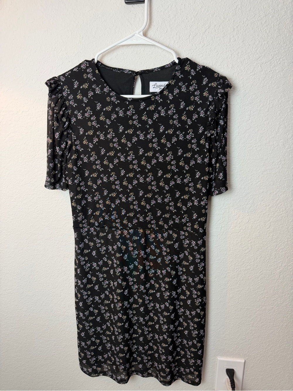 Lark & Ro Black Floral Midi Dress with Puff Sleeves